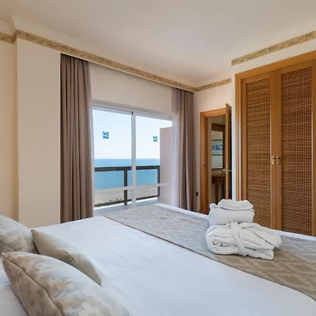 Ms Amaragua