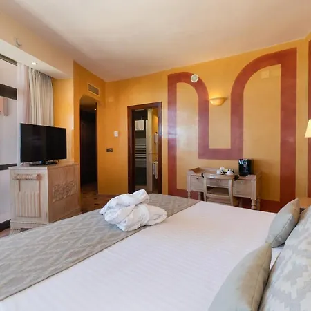 Ms Amaragua Hotel